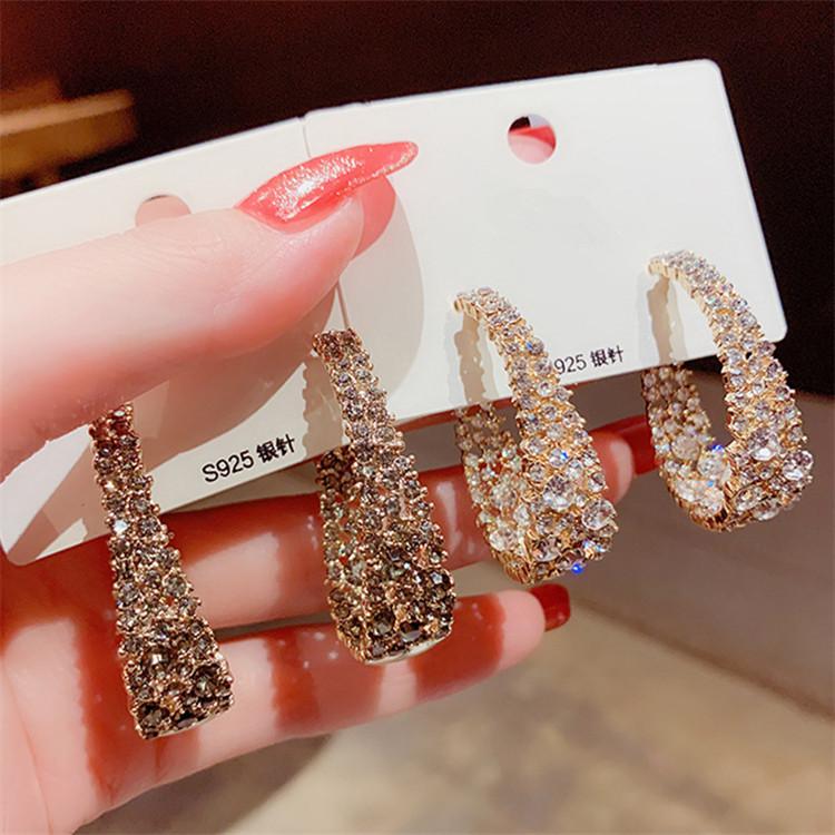 

Autumn and winter New Retro Baroque Water Diamond Earrings S925 silver needle exaggerated personality earrings wholesale price