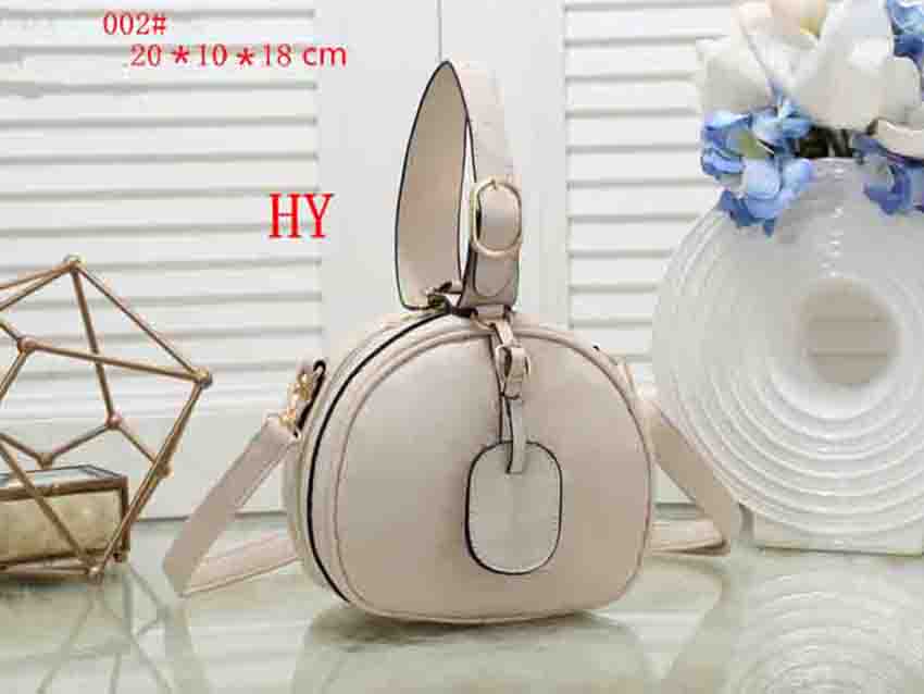 

ZZ Womens tote Bag handbag embossing Trendy Ins Super Hot All-Matching Shoulder Crossbodys round Pie Bags Fashionable Portable Texture Small round Bag's, Extra freight