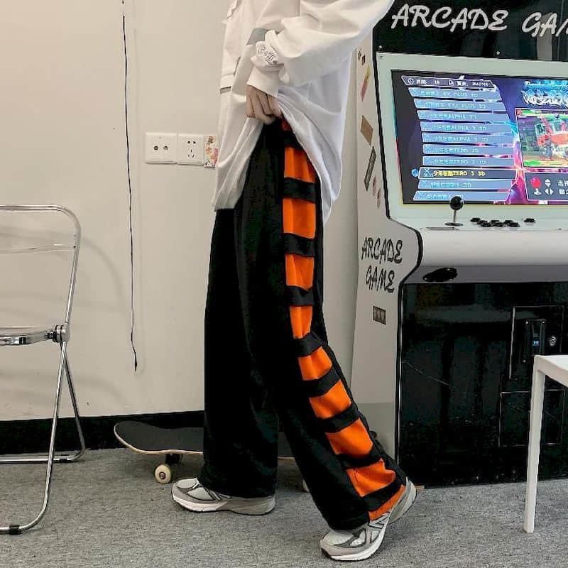 

2021 New South Korea Ins Korean Hollow Loose Straight Casual Sports Pants Women Sweatpants Plus Size Clothes Womens Fashion Punk 0sxl, Black