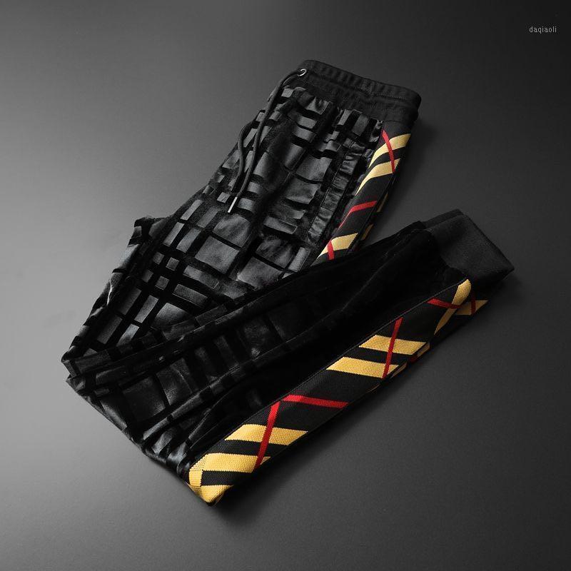

New style gold velvet casual sports trousers men's light luxury European and American fall/winter velvet foot check trousers1, Black