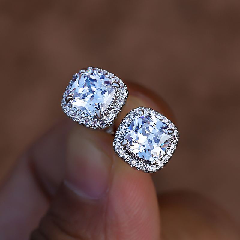 

Hotsale Earrings Studs for Men Women Earrings Gold Plated Bling CZ Diamond Stone Stud Earrings for Men Women Nice Gift