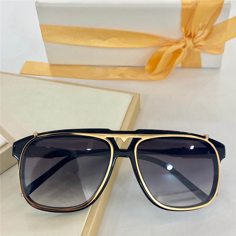 

Z1086 Men and Women Sunglasses New Fashion Square Simple Style UV Protection 400 Lens Coating Mirror Lens Color Electroplating Frame 1086