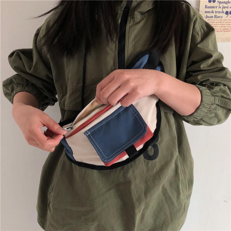 

Japanese Harajuku Vintage Shoulder Bag Retro Style Cool Street Snap Bags Hip Hop Satchel Bag Casual Small Chest, Black