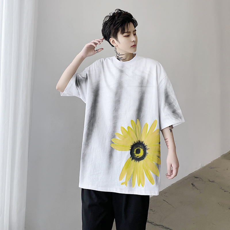 

2021 New Black Summer Hand-painted Small Daisy Loose-fitting Print Short Sleeve Shirt Man T0HA, White