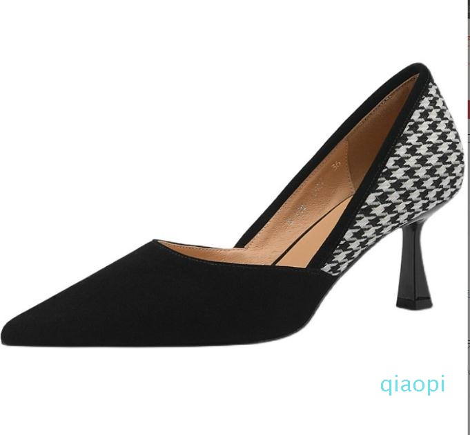 

Stitching black and white pointed toe high heels shoes women's stiletto shallow mouth niche single shoes small heel fashion elegant banquet