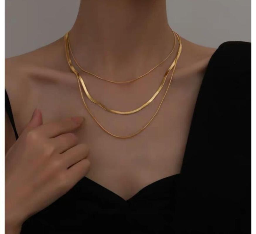 

AOMU Multi Layered Flat Blade Snake Link Chain Choker Necklace Women Vintage Jewelry Metal Simple Gold Color Collar Neckl