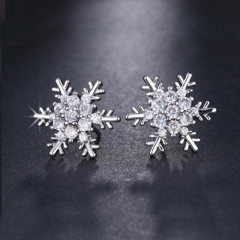 

Romantic Simple Fashion Snowflake Stud Earrings With Stone Color Party Earring Jewelry For Women