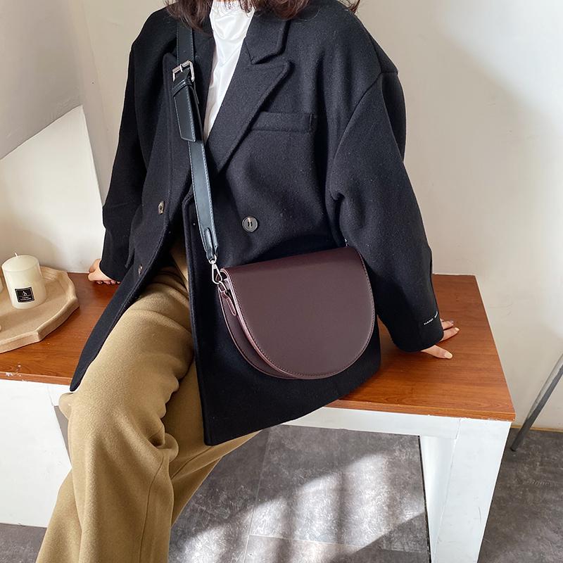 

Retro High Quality Pu Leather Semicircular Crossbody Bags For Women Lady Shoulder Messenger Bag Female Travel Handbags, Black
