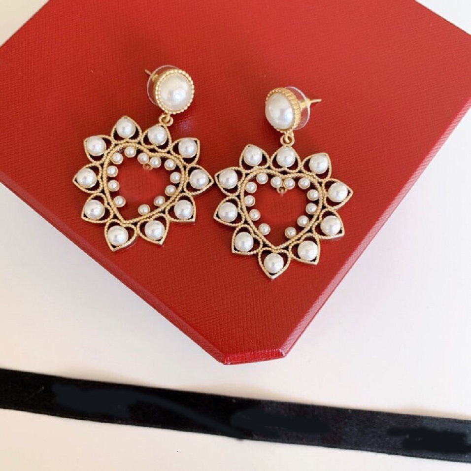 

2021 NEW designer jewelry Xiangjia Earrings New Pearl Love Earrings temperament lady pearl elegant Earrings