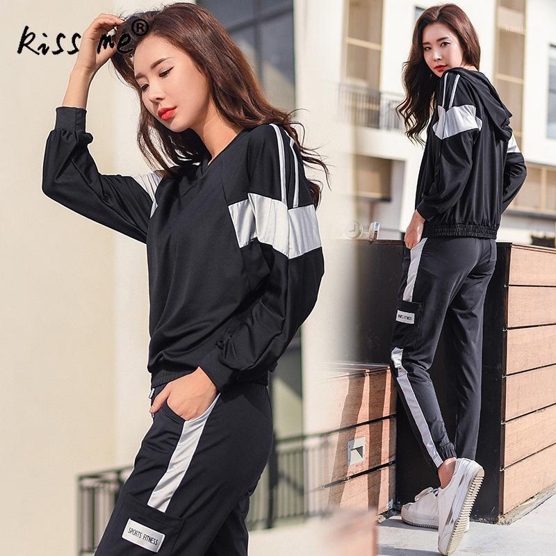 

5 Piece Women Sportswear Set Loose Sport Bra Short Sleeve T-Shirts Long Sleeve T-Shirt Pants Coat Running Sport Set Gym Workout1, Black