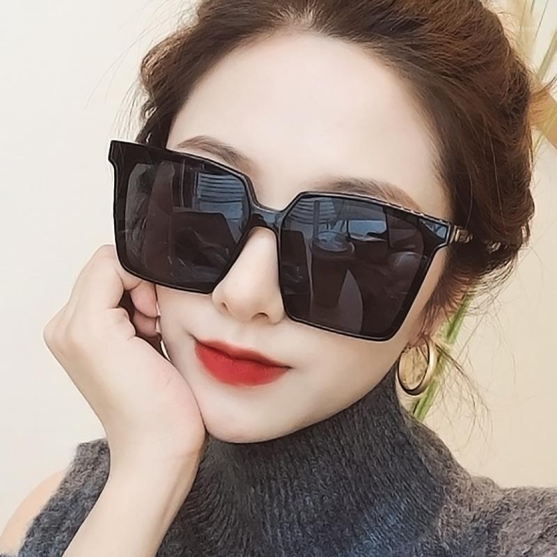 

2020 Fashion Flat Top Red Square Large Sunglasses Black Transparent Lens Men's Gafas Sun Mirror Uv4001