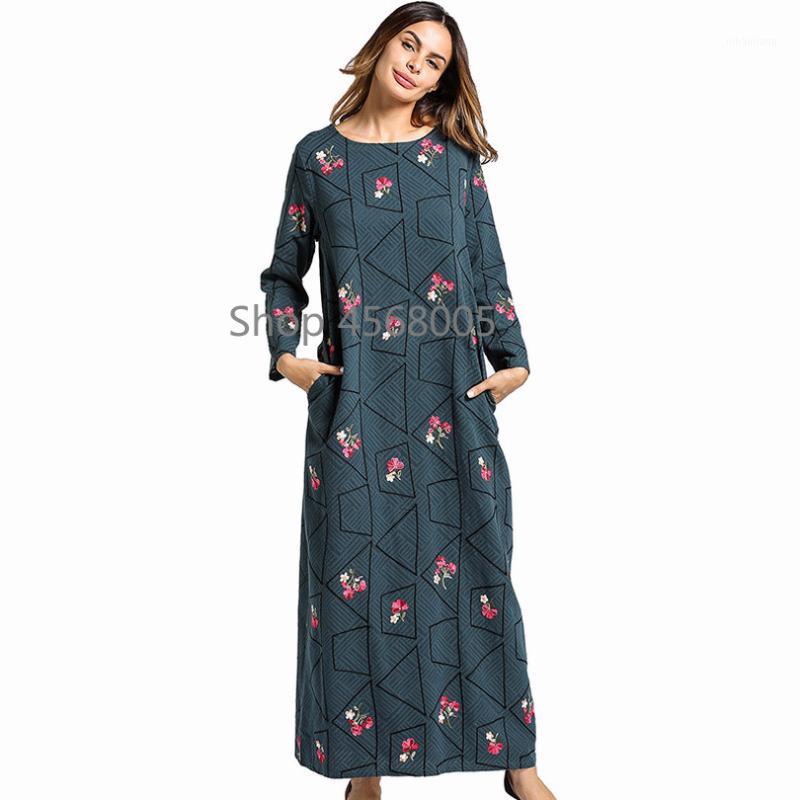 

Casual Muslim Abaya Maxi Dress Embroidery Cotton Cardigan Long Robes Kimono Arab Dubai Turkish Thobe Islamic Prayer Clothing1