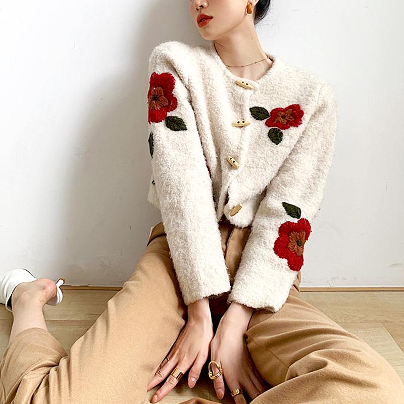 

Fashion Ladies Short Outerwear Coat Women Chic Flower Pattern Wool Blend Full Sleeve Vintage Autumn Winter Woman Coat SL364, Beige