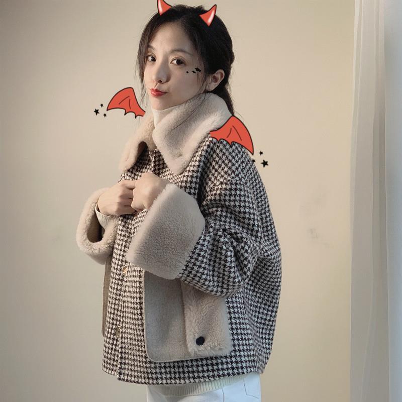 

Doll collar particle stitching houndstooth double-sided cashmere wool coat women' short small coat Korean version, Gray
