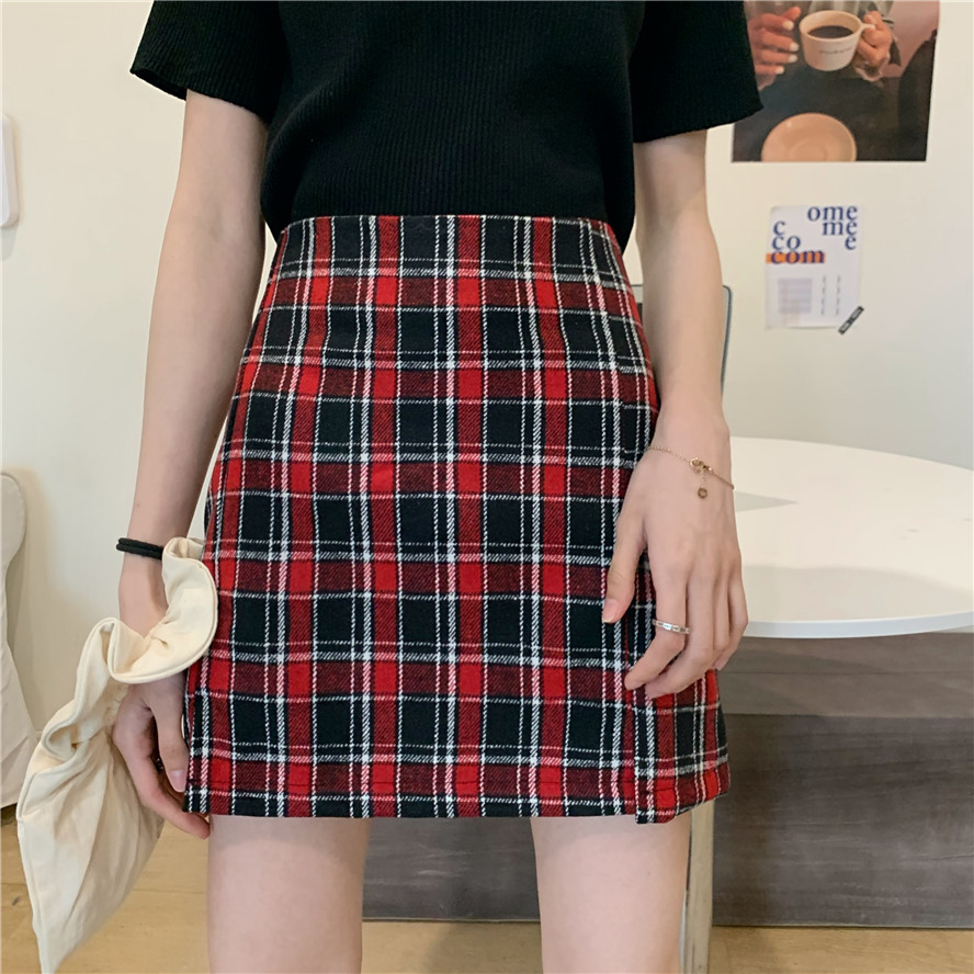

2021 New upper waist mini skirt woman will see a line of British chess-style women women' skirts (r149) IG06, Black t-shirt
