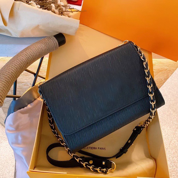 

vintage cowhide Twist water ripple chain shoulder crossbody bags Spin Lock women fashion messenger bag designer handbags lady phone purse