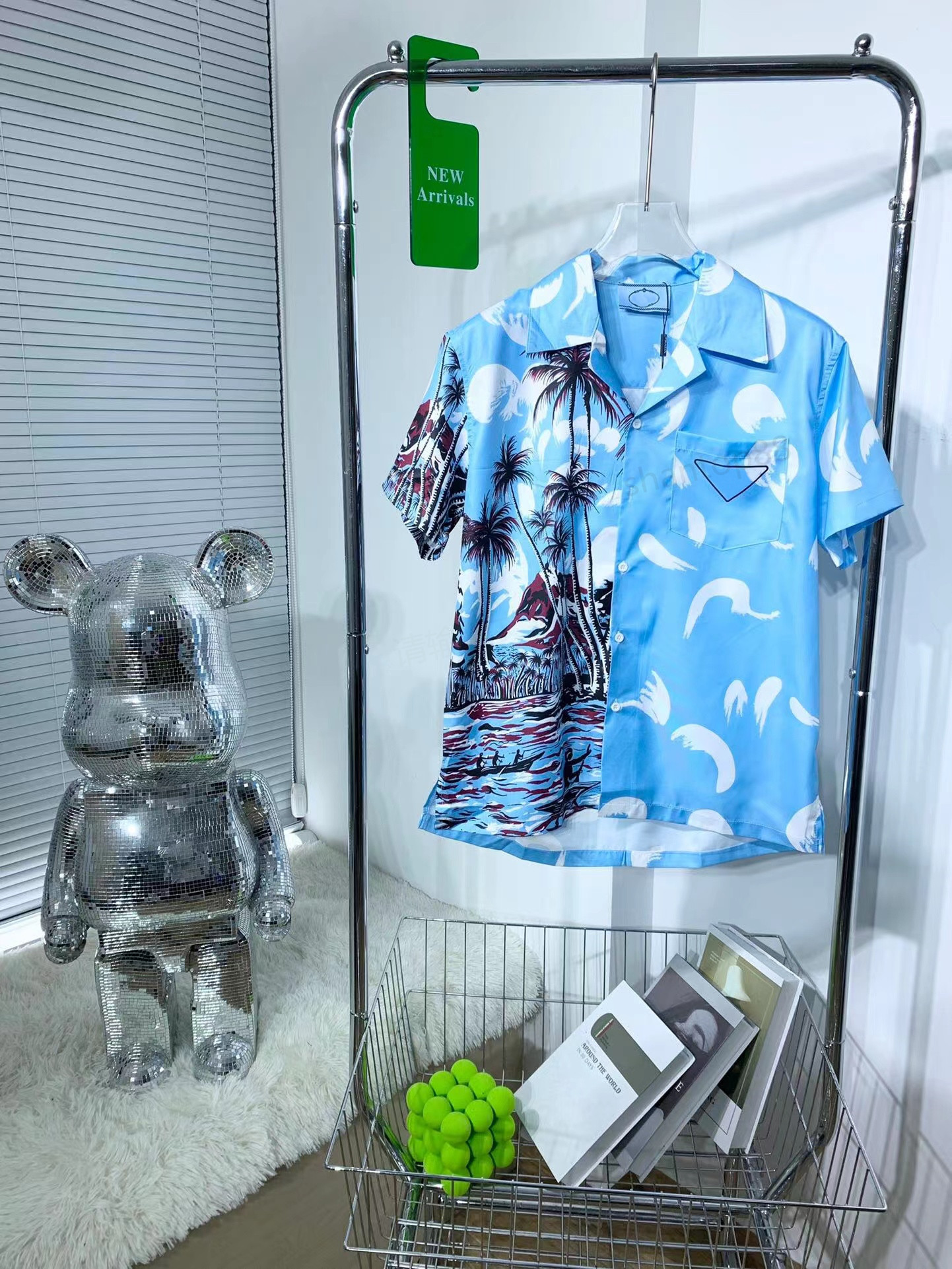 

Designer Prad Mens Large Size Loose Casual Shirt Beach Beach Coconut Tree Seaside Print Stitching Short Sleeve -3XL, Bag