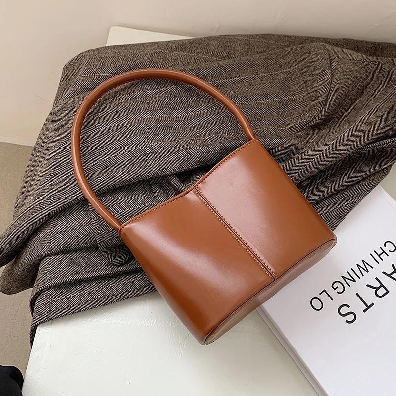 

Simple Luxury PU Leather Tote Bags for Women 2021 Female Shoulder Bag Fashion Zipper Handbags and Purses, Black
