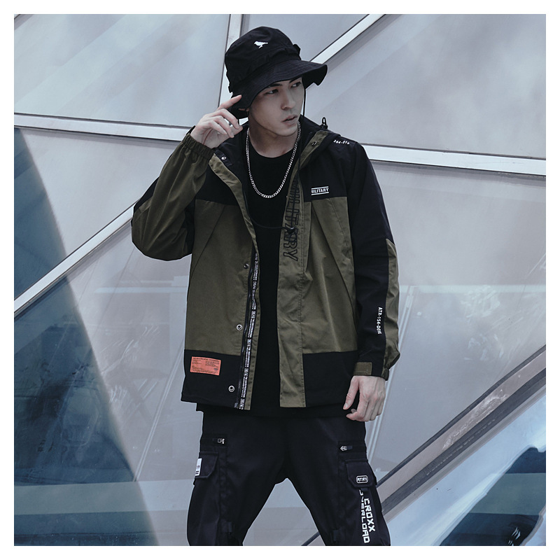 

2021 New Spring Tide Brand Tooling Wind Military Functional Coat Men's Hooded Stormsuit Splicing Windbreaker Jacket 7i02, Army green