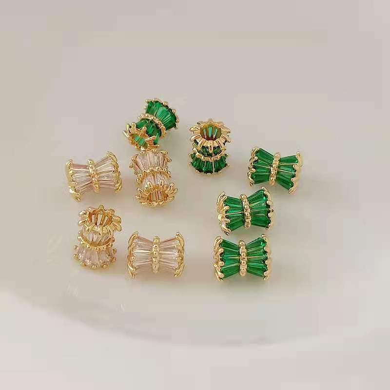 

Fastness Gold Plated Bracelet Necklace Charm White Emerald Zirconia Pendant for Jewelry Making