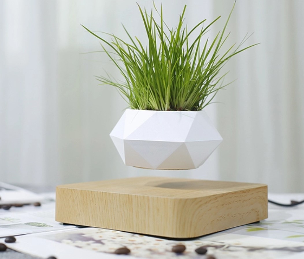

dropship Levitating Air Bonsai Pot Rotation Flower Planters Magnetic Suspension Floating Potted Plant Home Desk Decor