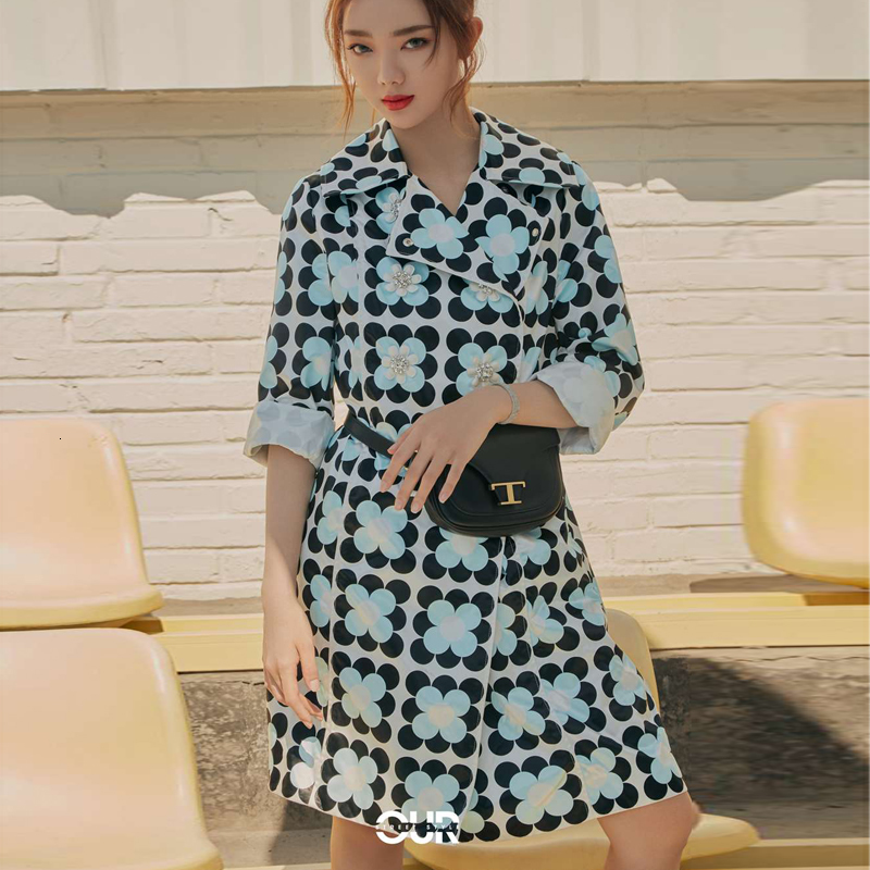 

New Sexy Autumn V-cleavage Cleavage with Long Beads Printed in Sleeve Belt Female Temperament Jacket High Quality Rh0o, Multiple