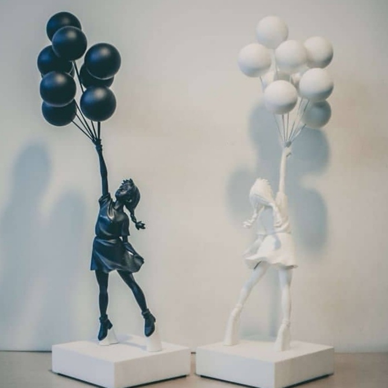 

Luxurious Balloon Girl Statues Banksy Flying Balloons Girl Art Sculpture Resin Craft Home Decoration Christmas Gift 57cm