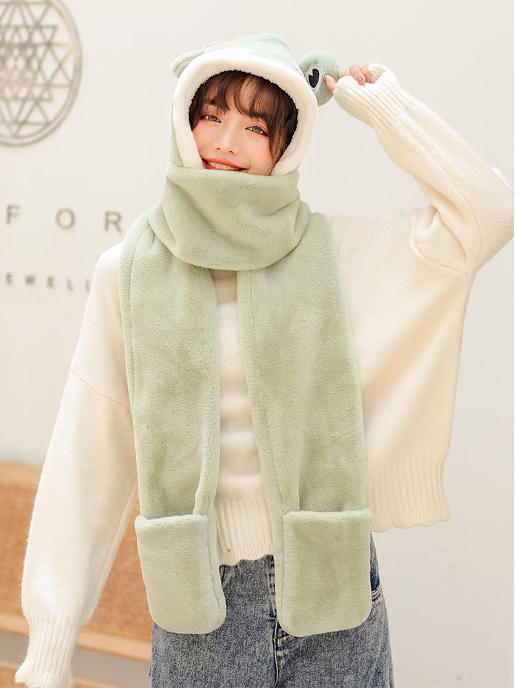 

2020 new winter hat, Glove and scarf three piece set, Lovely fashion girl warm fur imitation hair warm suit, Holiday gift