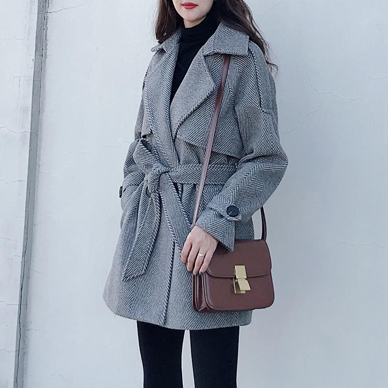 

New Women' 2020 Autumn Winter Woolen Coat Ladies Thick Double-Breasted Korean Loose Wild Gray Herringbone Wool Coat Female Q349