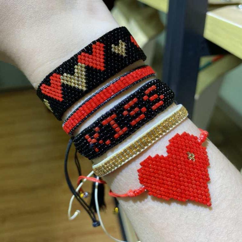 

BLUESTAR Heart Bracelet For Women KISS Letter Bracelet Boho Star Jewelry Femme Fashion Pulseras Handmade Gift
