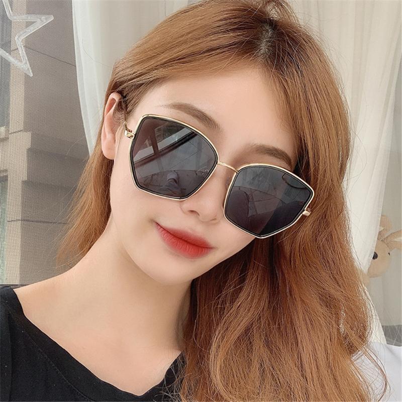 

Fashion High Definition Women Sunglasses Luxury Designer Glasses Classic Trend Decorate Sun Glasses Retro Female Shades UV400