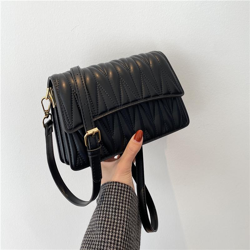 

OLSITTI Autumn and Winter Fashion Pu Leather Shoulder Bag for Women 2021 New Trendy Wide Shoulder Strap Designer Crossbody Bags, Black