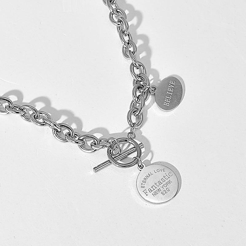 

Fashion street hip-hop stainless steel necklace clavicle chain female wild pendant hot sale