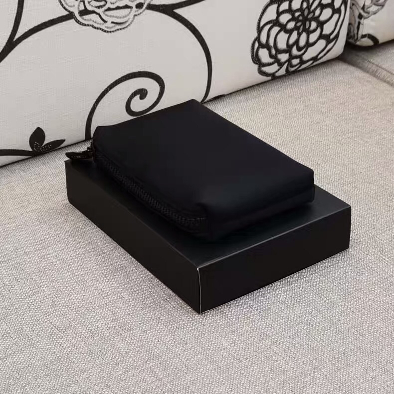 

Designer-neoprene Black fabric zipper case elegant beauty cosmetic case classic makeup organizer bag hot toiletry Case VIP gift