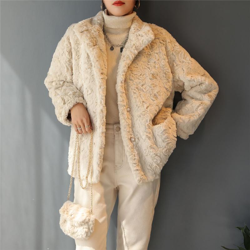 

Autumn and winter 2020 new small fragrance thickening plus velvet short plush lamb wool coat female wild Korean trend, Apricot