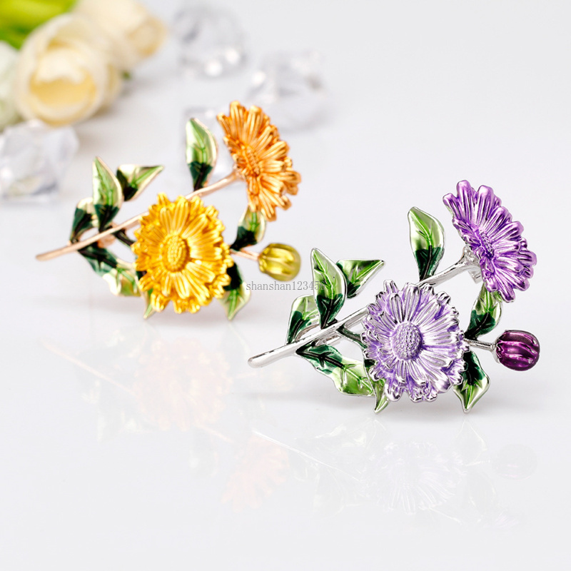 

Fashion women Brooch Flower Daisy Brooch Pins Daisy Boutonniere Wedding Lapel Pin Fashion Jewelry for Men Women Will and Sandy gift, Gray
