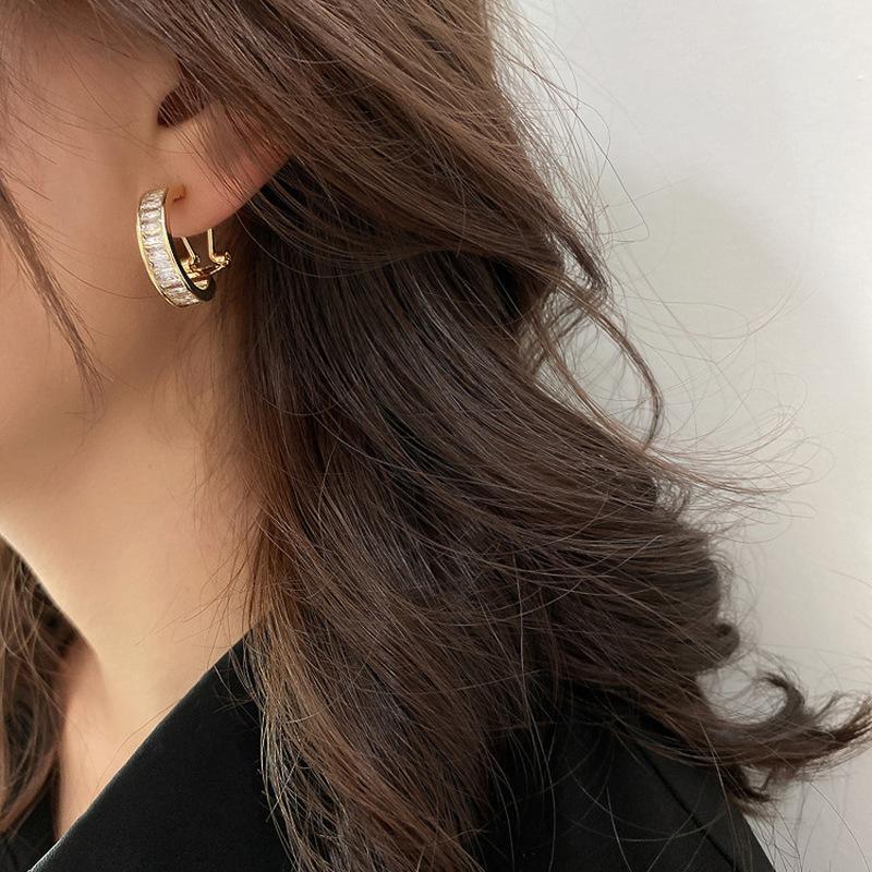 

Hoop & Huggie Korea Shiny CZ Zirconia Earrings For Women Girls Gold Color Metal Alloy Small Circle Open Statement Party Jewelry1