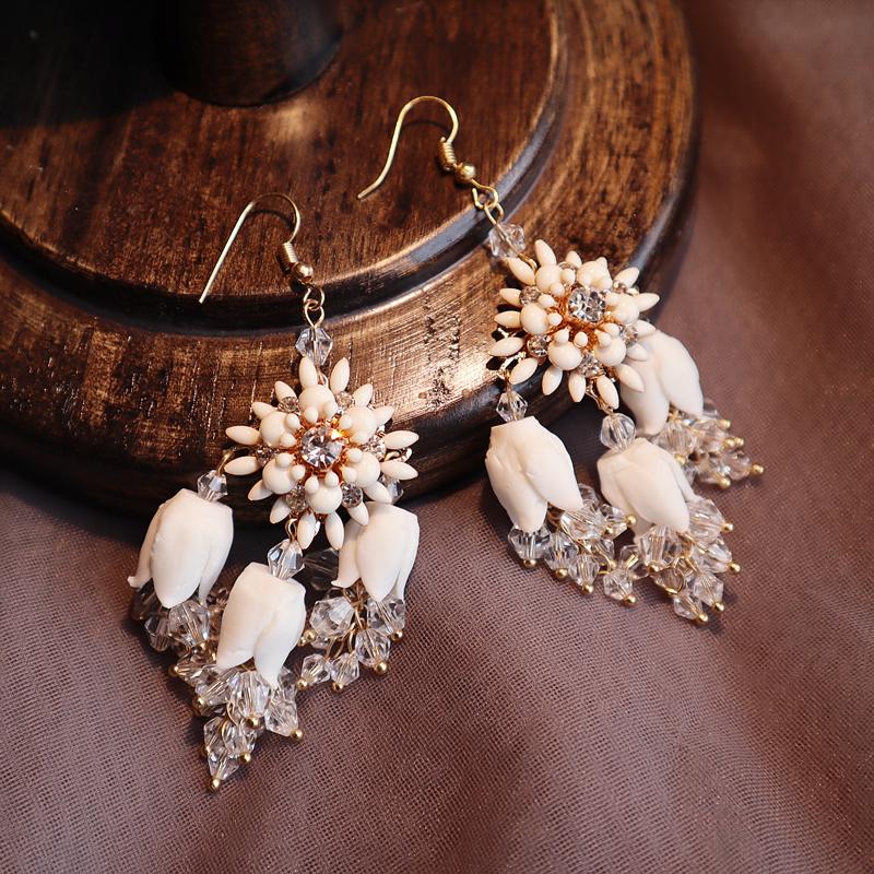 

Fashion White Floral Bridal Drop Earrings Handmade Wedding Accessories Rhinestone Women Earring Jewelry