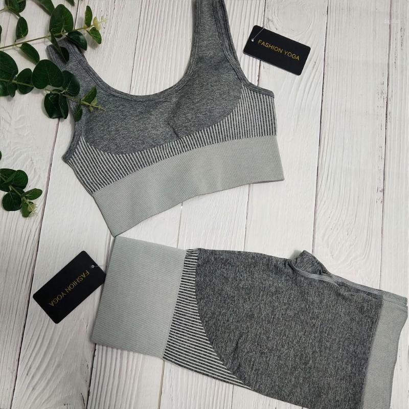 

Women Seamless Yoga Set Sports Bra High Waist Fitness Gym Shorts Gym Set Running Sportswear Workout Clothes 2PCS Sports Suits1, Black