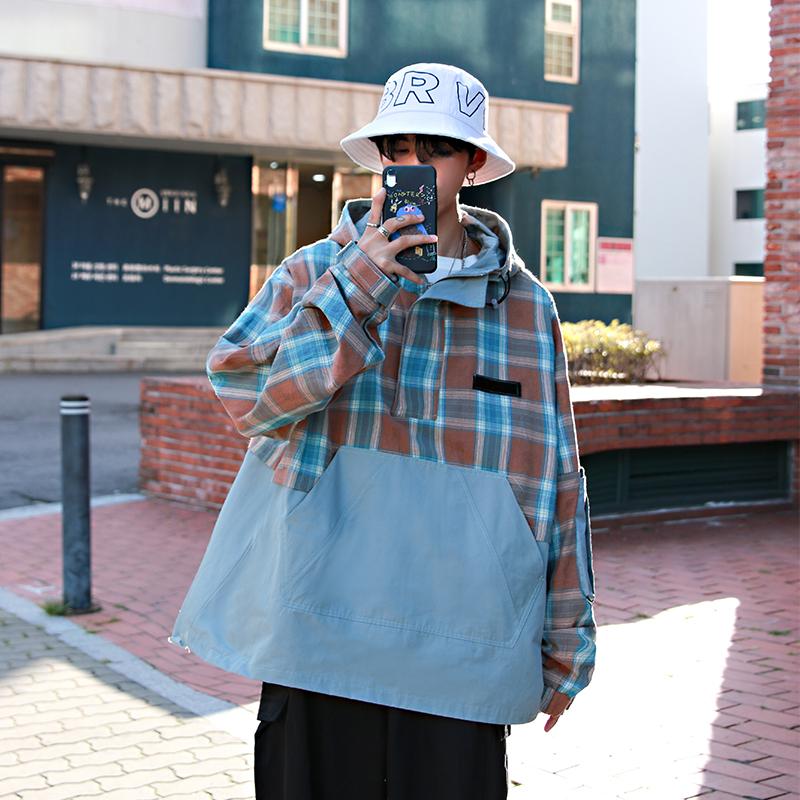 

2020 Autumn Net Red Handsome Pick Up Student Couple Loose Shoulder Casual Harajuku Street Plaid Jacket, Khaki