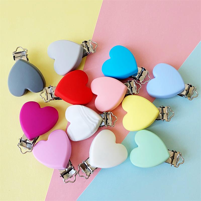 

3Pcs BPA Free Silicone Heart Shaped Clips Perle DIY Baby Soother Nursing Dummy Draft Teethiing Toys Clips