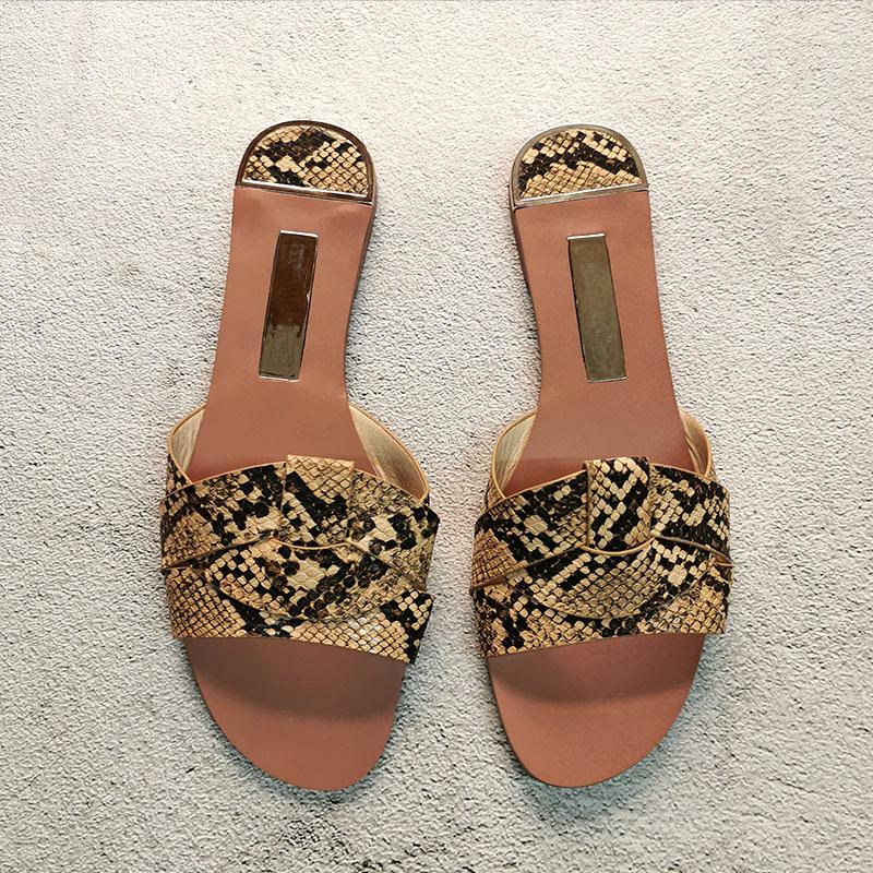 

Hot Sale Leather Women Sandals Flat Slip on Summer Outside Beach Shoes Woman Casual Leather Retro Handmade Slides Lady, Beige