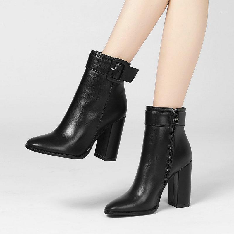 

Retro Round Toe Buckle Ankle Boots Woman Fashion Zipper Thick Heel Short Boots 2020 Black Beige Brown Simple Brand Winter1