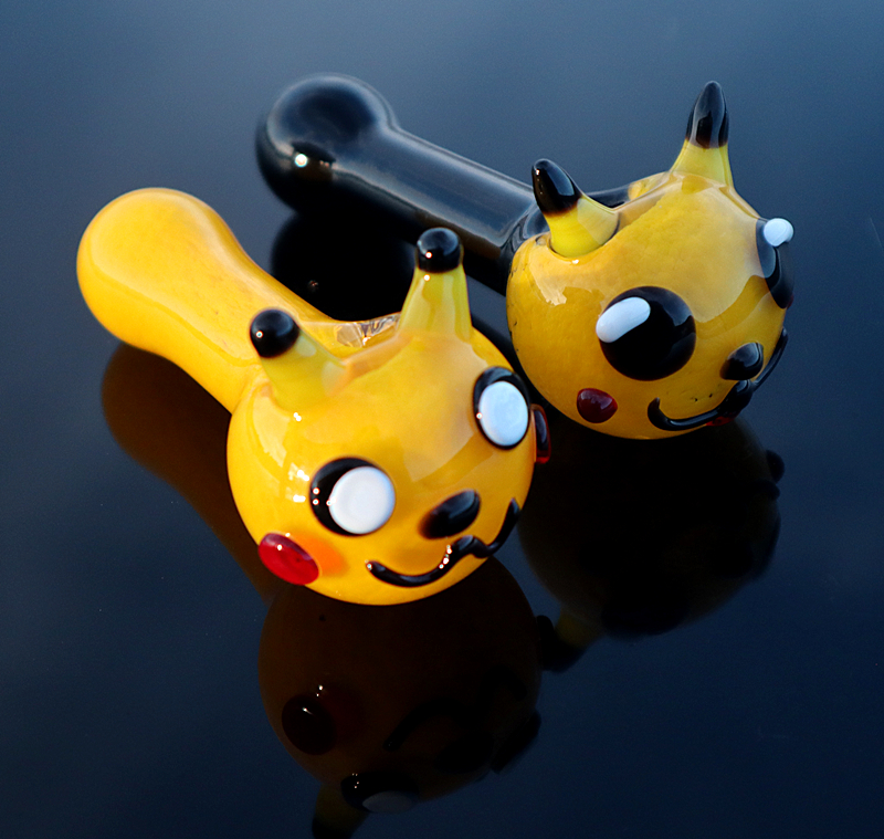 

4.5 Inches Yellow Thunder Glass Water Pipe Spoon Smoking Pipes