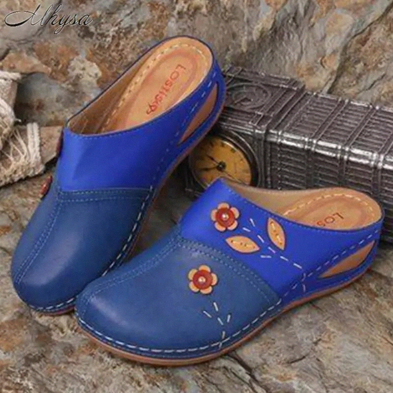 

2020 Women Sandals Summer Women Shoes Soft Bottom Retro Baotou Shoes Woman Flowers Leaves Style Wedges Slippers Plus Size #pB8H