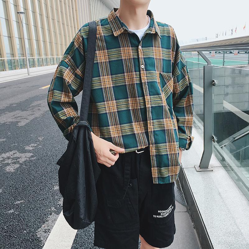 

2018 Japanese Style Men Fashion Lattice Printing Coats Turn-down Collar Black/Red/Green Loose Casual Long Sleeves Shirts M-2XL1