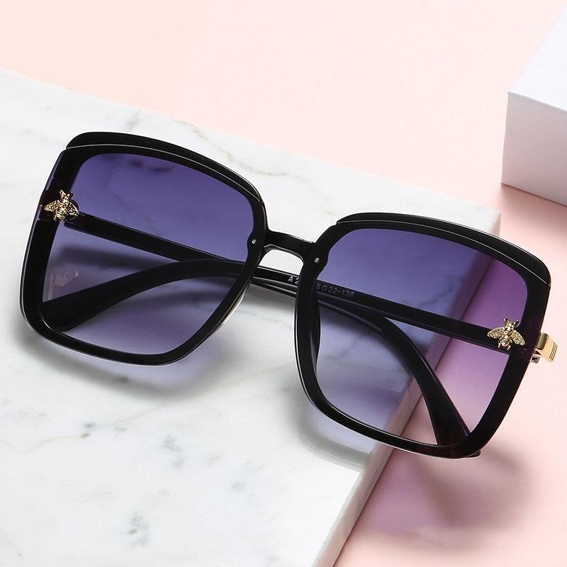 

2020 Fashion Design Ladies Vintage Square Sunglasses Women Small Bee Oversized Sun Glasses For Female UV4001
