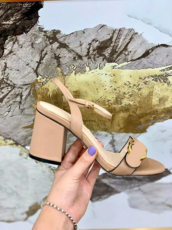 

Designer Women Leather Mid Heel Sandal Double G luxury Metal Chain Fashion Summer Beach Bee Ankle Strap 7cm Heeled Slippe, Clear