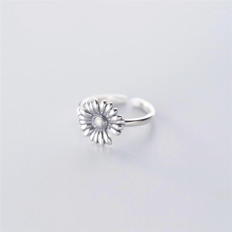 

Sole Memory Retro Thai Silver Chrysanthemum Cool Literature 925 Sterling Silver Female Resizable Opening Rings SRI5731