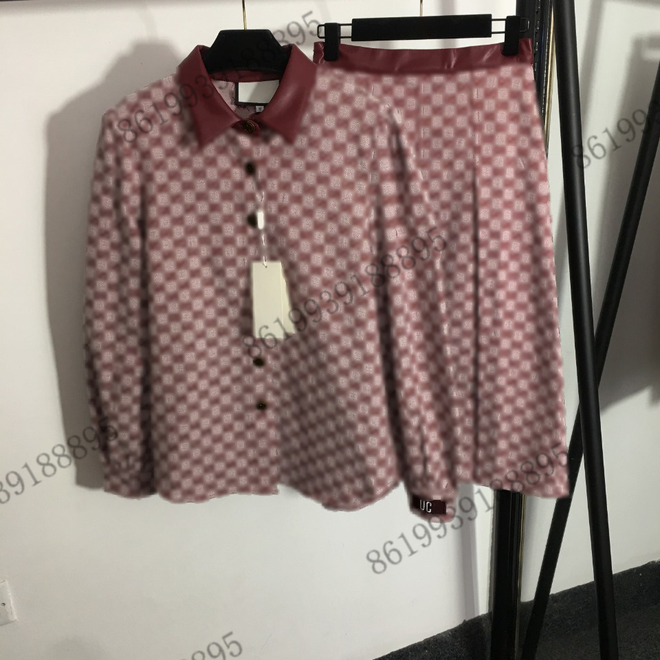 

22ss summer red skirts sets designer Women Two Piece Pants Letter jacquard back embroidered leather jacket + high waist midi skirt, Brown